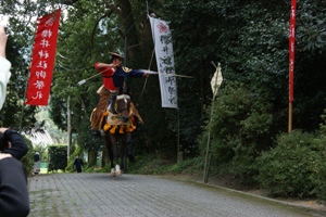 櫻井神社流鏑馬