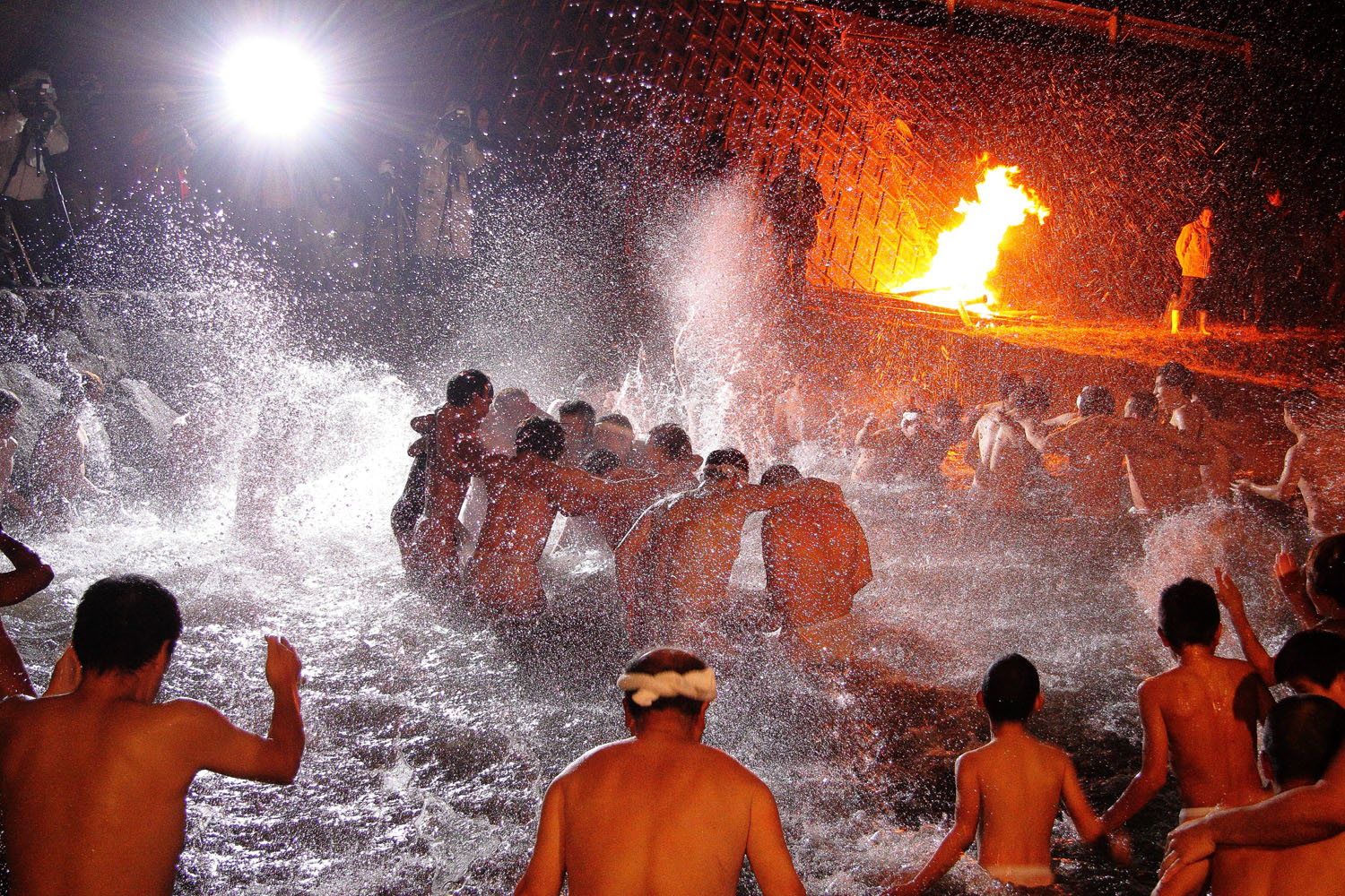白糸寒みそぎ